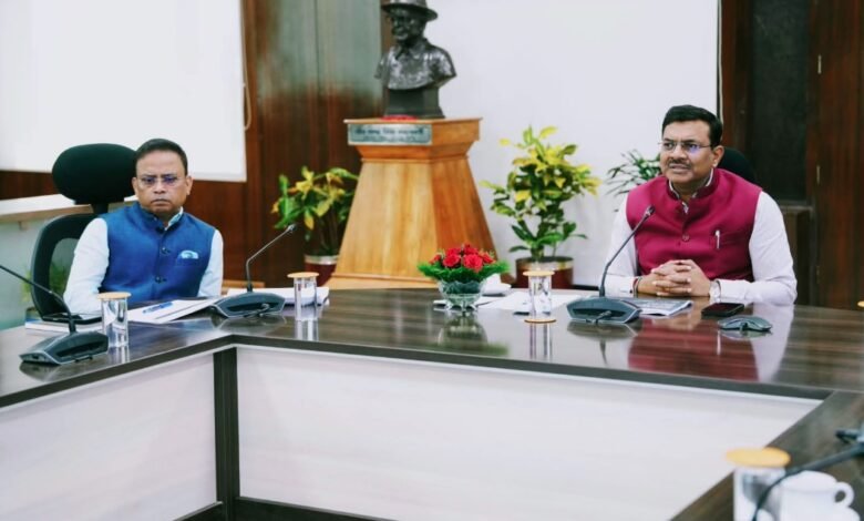 मुख्य सचिव ने की मुख्यमंत्री घोषणाओं की प्रगति की समीक्षा