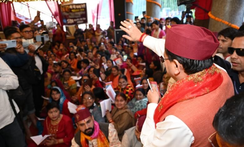नंदा-सुनंदा की भक्ति में सराबोर हुआ नैनीताल, मुख्यमंत्री धामी ने की प्रदेश की सुख-समृद्धि की कामना