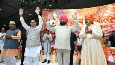 महाराज जी का जीवन आध्यात्मिक चेतना, समाजसेवा और लोककल्याण के प्रति समर्पण का प्रतीक: मुख्यमंत्री धामी