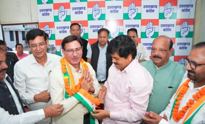 उत्तराखंड कांग्रेस में शामिल हुए कई नेता, 2027 चुनाव से पहले संगठन मजबूत करने की तैयारी