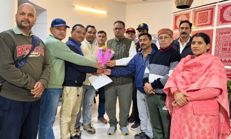 आपदा प्रभावित क्षेत्र मसंदावाला के लिए जारी हुए 43 लाख, ग्रामीणों ने जताया मंत्री गणेश जोशी का आभार