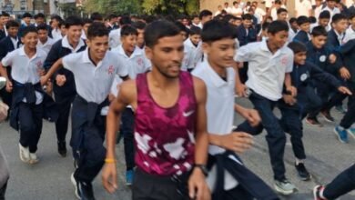 एड्स जागरूकता को लेकर देहरादून में हुआ ‘रेड रन’ मैराथन का आयोजन