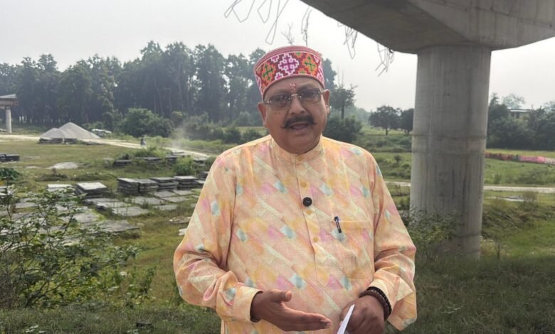 महाराज ने भारत-नेपाल सीमा पर बन रहे ड्राई पोर्ट सहित चार लेन सड़क का किया निरीक्षण