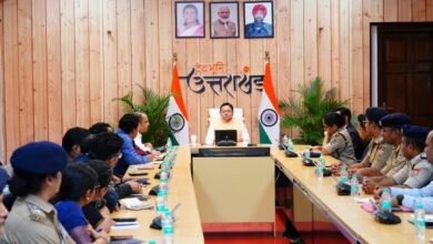 मुख्यमंत्री धामी की दो टूक संदेश—सड़कें गड्ढामुक्त हों, विकास कार्यों में गुणवत्ता से समझौता हुआ तो जिम्मेदार अधिकारी पर होगी कार्रवाई