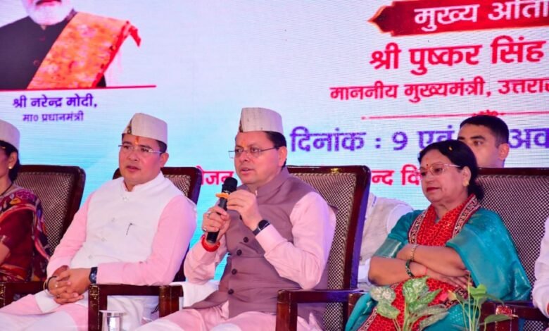 मुख्यमंत्री ने बाल वैज्ञानिकों से किया संवाद, उनकी जिज्ञासाओं के दिए उत्तर