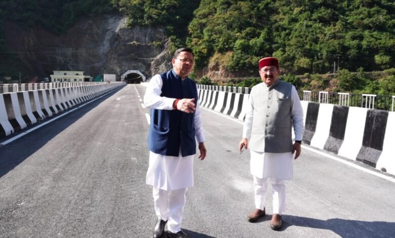 मुख्यमंत्री ने रुद्रप्रयाग में पुल-सुरंग परियोजना एवं संगम लाइब्रेरी का किया अवलोकन