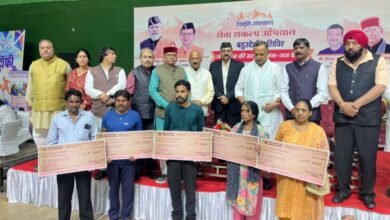 नशामुक्त उत्तराखंड का संकल्प, परेड ग्राउंड में लोगों को दिलाई गई नशा मुक्ति की शपथ