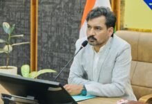 पशु हेल्पलाइन 1962 पर रिस्पॉन्स नहीं मिलने से डीएम नाराज, संबंधित कर्मचारियों का वेतन रोकने के निर्देश