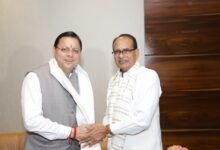 सीएम पुष्कर सिंह धामी ने केंद्रीय मंत्री शिवराज सिंह चौहान से की मुलाकात