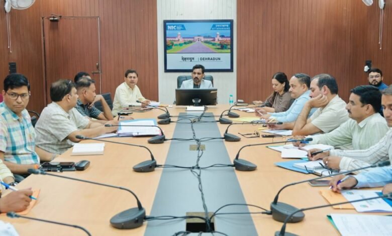 सिंगल यूज प्लास्टिक पर डीएम सख्त, सप्लाई नेटवर्क तोड़ने के निर्देश